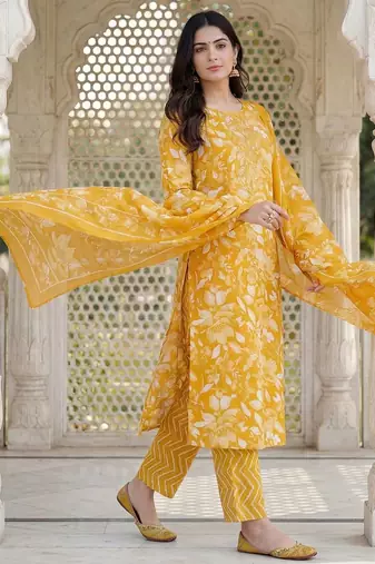 Women Floral Printed Regular Mirror Work Kurta with Trousers & With Dupatta
