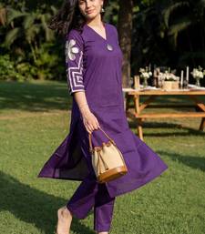 Women Embroidered Pleated Thread Work Pure Cotton Kurta with Trousers