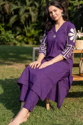 Women Embroidered Pleated Thread Work Pure Cotton Kurta with Trousers