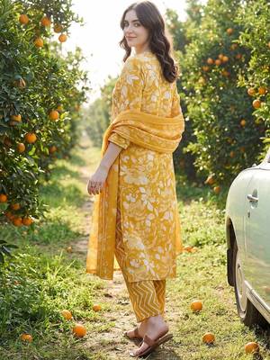 Women Floral Printed Regular Mirror Work Kurta with Trousers & With Dupatta 5