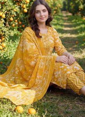 Women Floral Printed Regular Mirror Work Kurta with Trousers & With Dupatta 6