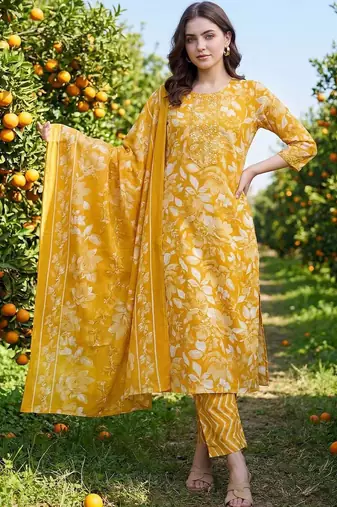 Women Floral Printed Regular Mirror Work Kurta with Trousers & With Dupatta