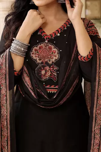 Women Ethnic Motifs Printed Regular Mirror Work Pure Cotton Kurta with Trousers & With Dupatta