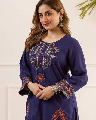 Women Ethnic Motifs Embroidered Regular Beads and Stones Kurta with Palazzos 4