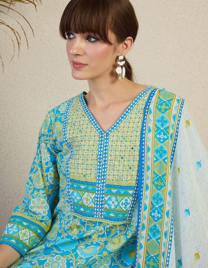 Women Floral Printed Regular Mirror Work Pure Cotton Kurta with Trousers & With Dupatta