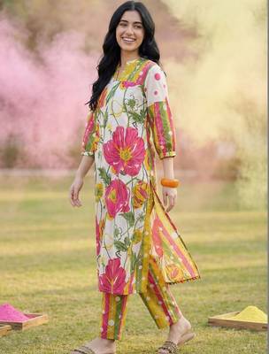 Women Floral Printed Regular Pure Cotton Kurta with Trousers 6