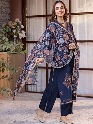 Women Ethnic Motifs Embroidered Regular Thread Work Kurta with Trousers & With Dupatta 6