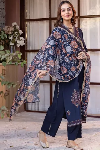 Women Ethnic Motifs Embroidered Regular Thread Work Kurta with Trousers & With Dupatta