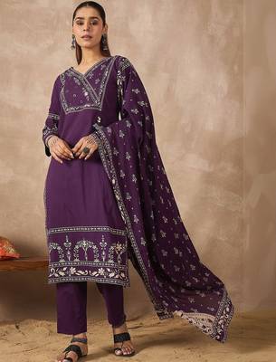 Women Ethnic Motifs Printed Angrakha Pure Cotton Kurta with Trousers & With Dupatta 1