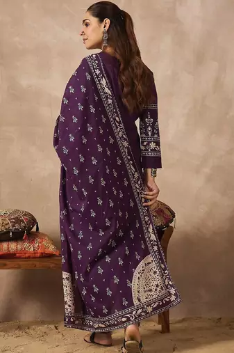 Women Ethnic Motifs Printed Angrakha Thread Work Pure Cotton Kurta with Trousers & With Dupatta