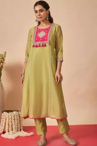 Women Ethnic Motifs Embroidered Regular Mirror Work Kurta with Trousers & With Dupatta