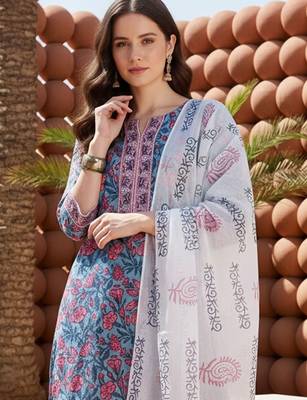Women Floral Printed Regular Pure Cotton Kurta with Trousers & With Dupatta 2