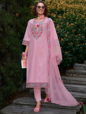 Women Floral Embroidered Regular Thread Work Pure Cotton Kurta with Trousers & With Dupatta 1