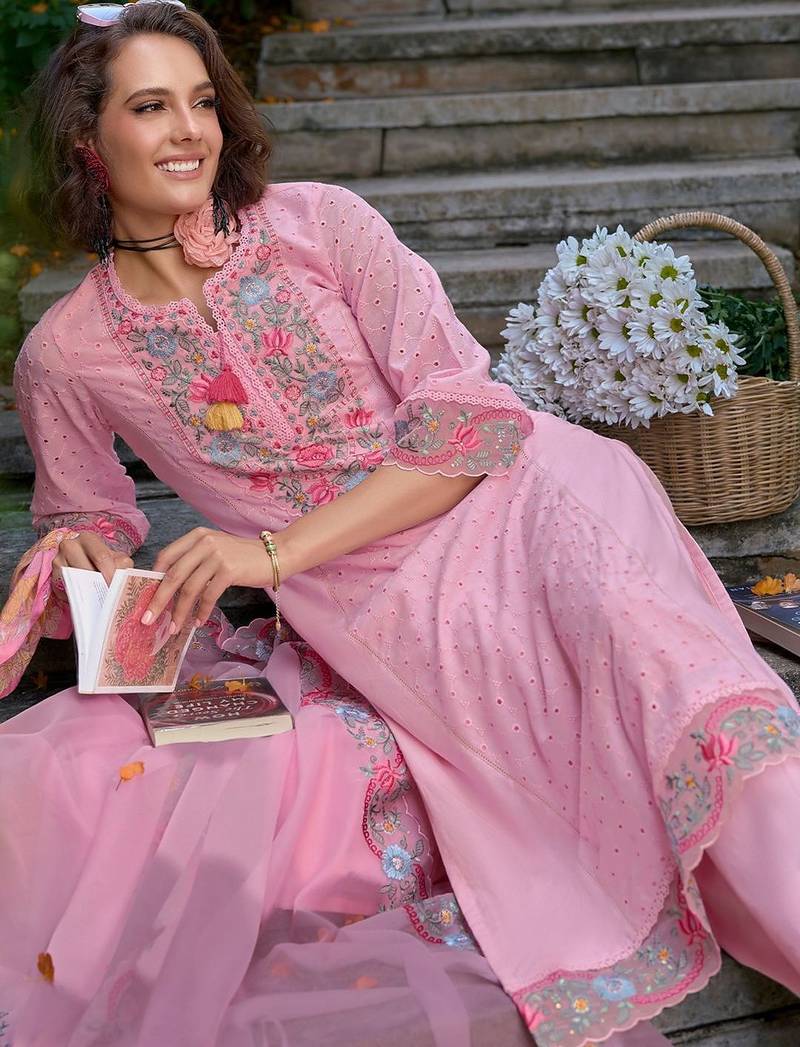 Women Floral Embroidered Regular Thread Work Pure Cotton Kurta with Trousers & With Dupatta