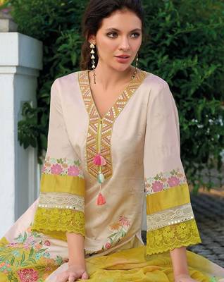 Women Floral Printed Regular Mirror Work Kurta with Trousers & With Dupatta 5