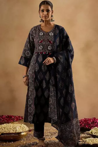 Women Ethnic Motifs Printed Regular Mirror Work Pure Cotton Kurta with Trousers & With Dupatta