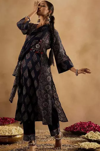 Women Ethnic Motifs Printed Regular Mirror Work Pure Cotton Kurta with Trousers & With Dupatta
