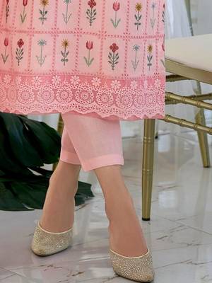 Women Floral Embroidered Regular Thread Work Pure Cotton Kurta with Trousers & With Dupatta 6