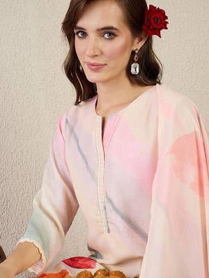 Women Floral Printed Regular Linen Kurta with Trousers & With Dupatta 2