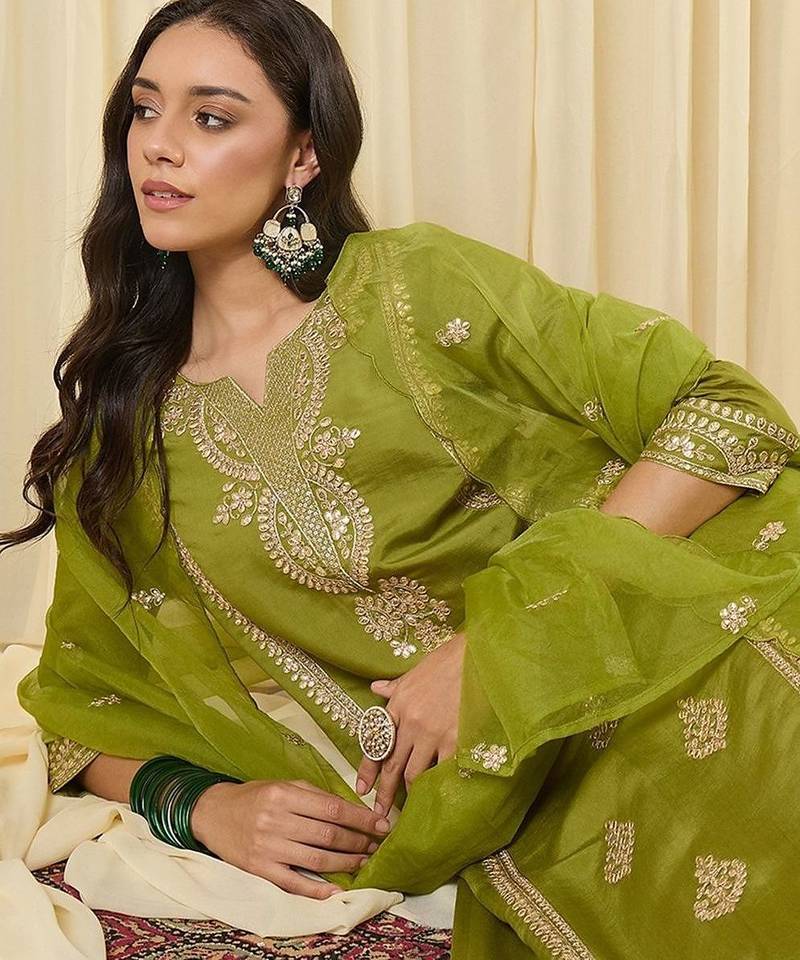 Women Ethnic Motifs Embroidered Regular Sequinned Kurta with Trousers & With Dupatta