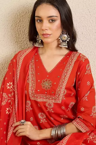 Women Ethnic Motifs Printed Regular Thread Work Pure Cotton Kurta with Trousers & With Dupatta
