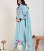 Floral Embroidered Thread Work Pure Cotton Kurta With Trousers & Dupatta