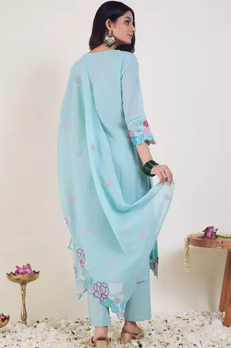 Floral Embroidered Thread Work Pure Cotton Kurta With Trousers & Dupatta