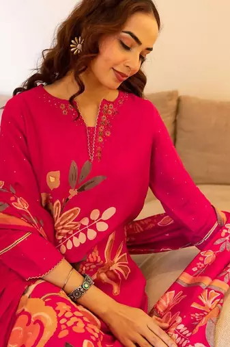 Women Floral Printed Kurta with Palazzos & Dupatta