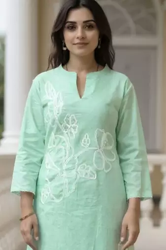 Women Floral Embroidered Cotton Kurta with Trousers