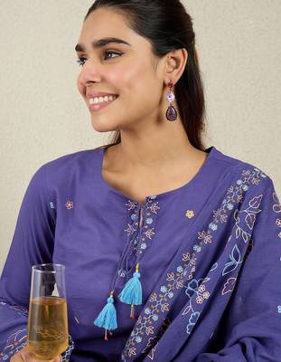 Women Floral Embroidered Cotton A-Line Kurta with Trousers & Dupatta 2
