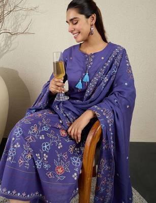 Women Floral Embroidered Cotton A-Line Kurta with Trousers & Dupatta 7
