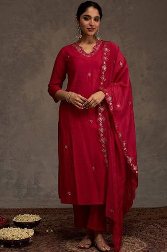Women Ethnic Motifs Embroidered Mirror Work Kurta with Trousers & Dupatta
