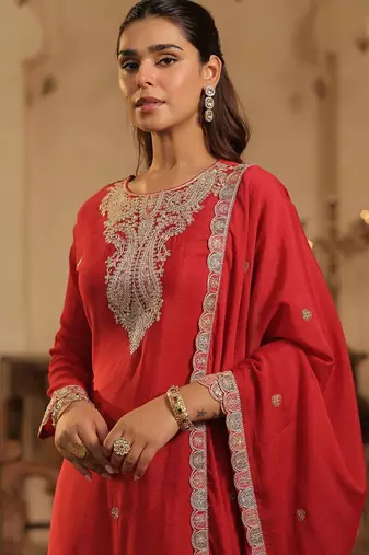 Women Floral Printed Kurta with Palazzo & Dupatta