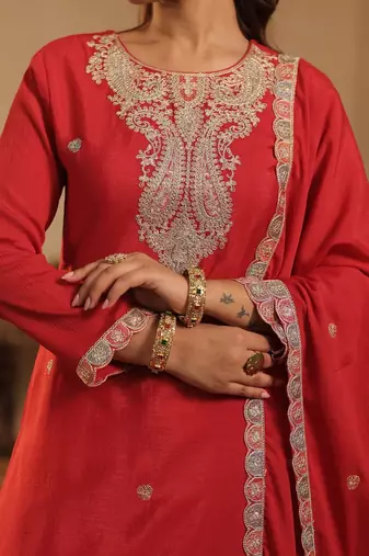 Women Floral Printed Kurta with Palazzo & Dupatta
