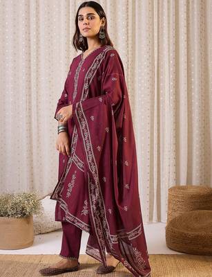 Women Ethnic Motifs Printed Pure Cotton Kurta with Trouser & Dupatta 3