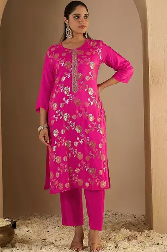 Floral Printed Straight Kurta With Trousers & Dupatta