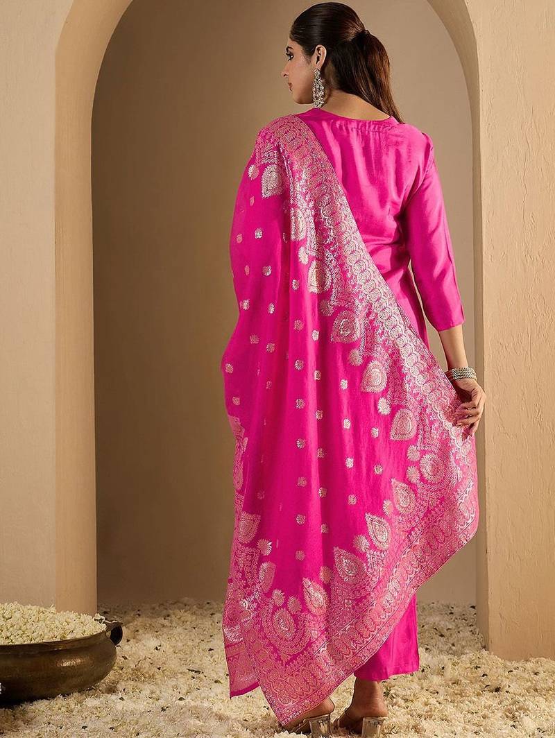 Floral Printed Straight Kurta With Trousers & Dupatta