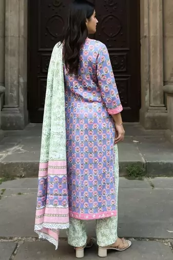 Floral Printed Round Neck Pure Cotton Straight Kurta With Trousers & Dupatta