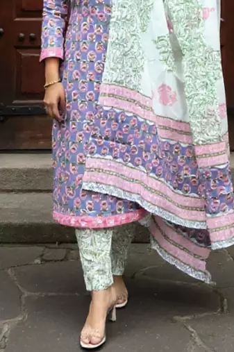 Floral Printed Round Neck Pure Cotton Straight Kurta With Trousers & Dupatta