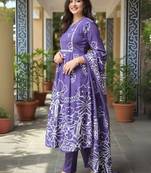 Floral Printed Pure Cotton A Line Kurta With Trousers & Dupatta