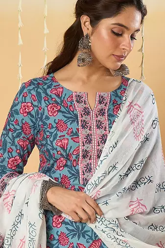 Floral Printed Notch Neck Pure Cotton Kurta With Trousers & Dupatta