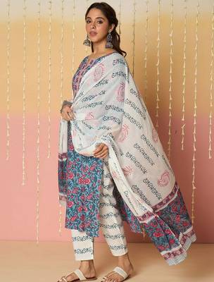 Floral Printed Notch Neck Pure Cotton Kurta With Trousers & Dupatta 4