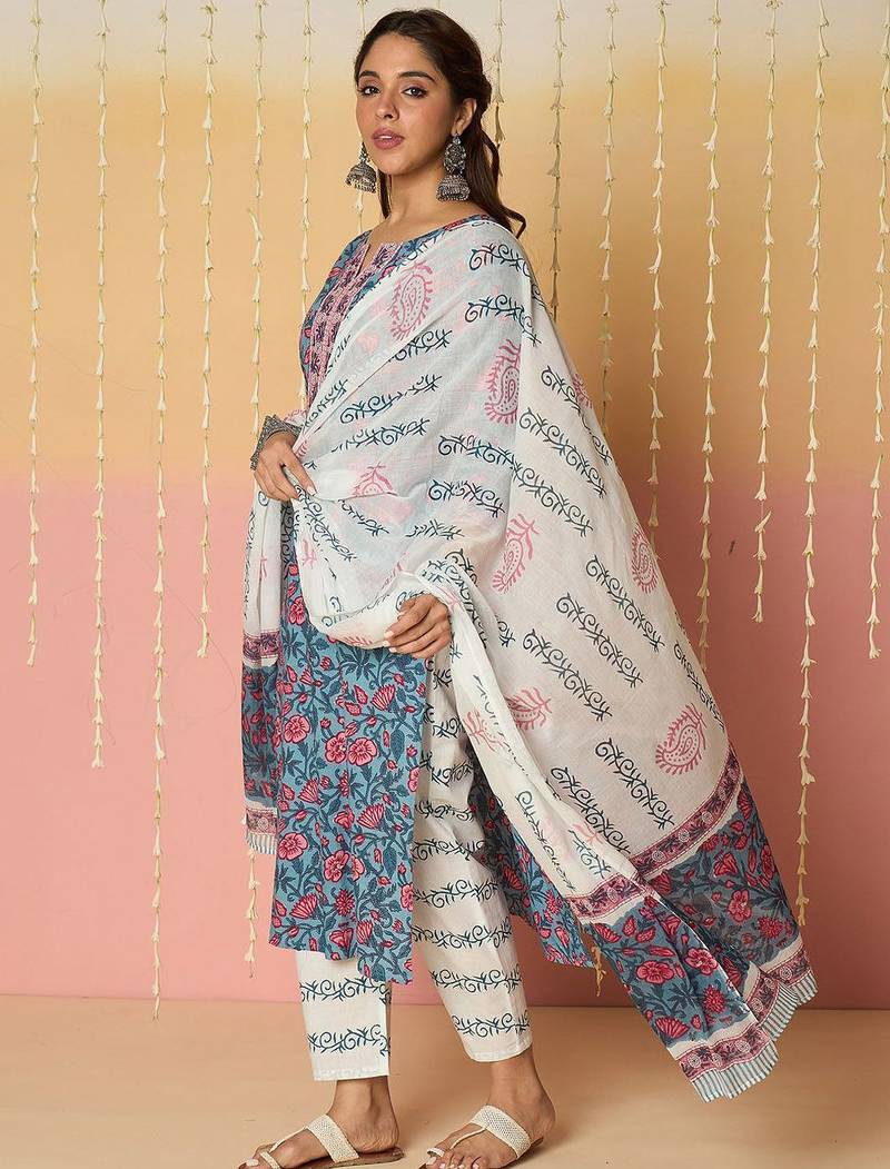 Floral Printed Notch Neck Pure Cotton Kurta With Trousers & Dupatta