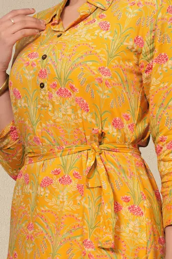 Floral Printed Shirt Collar Kurta With Trousers