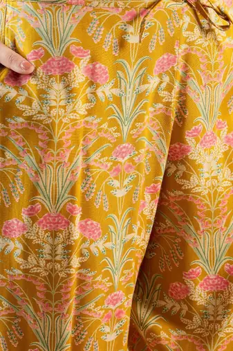 Floral Printed Shirt Collar Kurta With Trousers