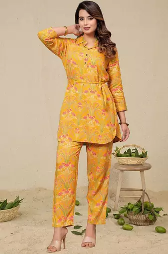 Floral Printed Shirt Collar Kurta With Trousers