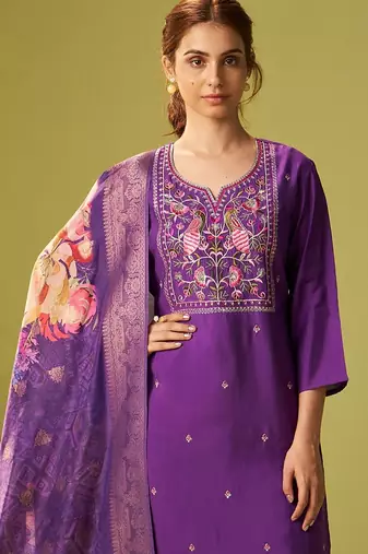 Women Floral Embroidered Kurta with Trousers & Dupatta
