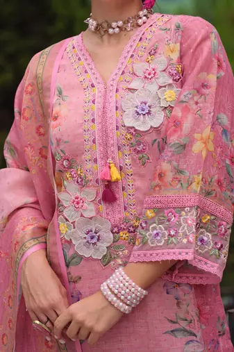 Women Floral Embroidered Beads and Stones Kurta with Trousers & With Dupatta
