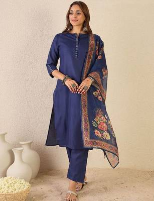 Notch Neck Straight Kurta With Trousers & Dupatta 3