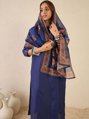 Notch Neck Straight Kurta With Trousers & Dupatta 6
